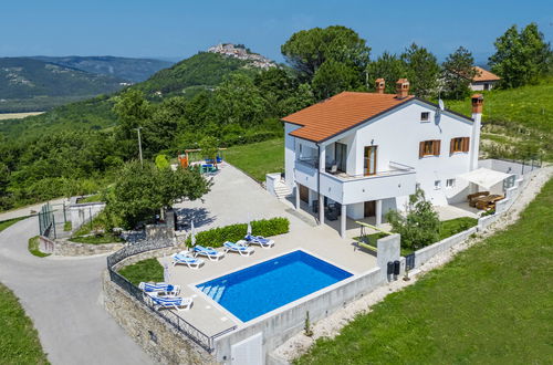 Photo 21 - 3 bedroom House in Motovun with private pool and garden