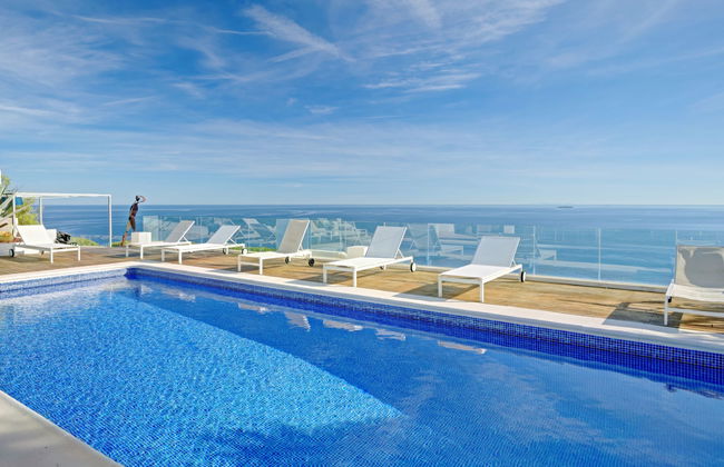 Casa de 6 quartos em Jávea com piscina privada e jardim - Foto 1