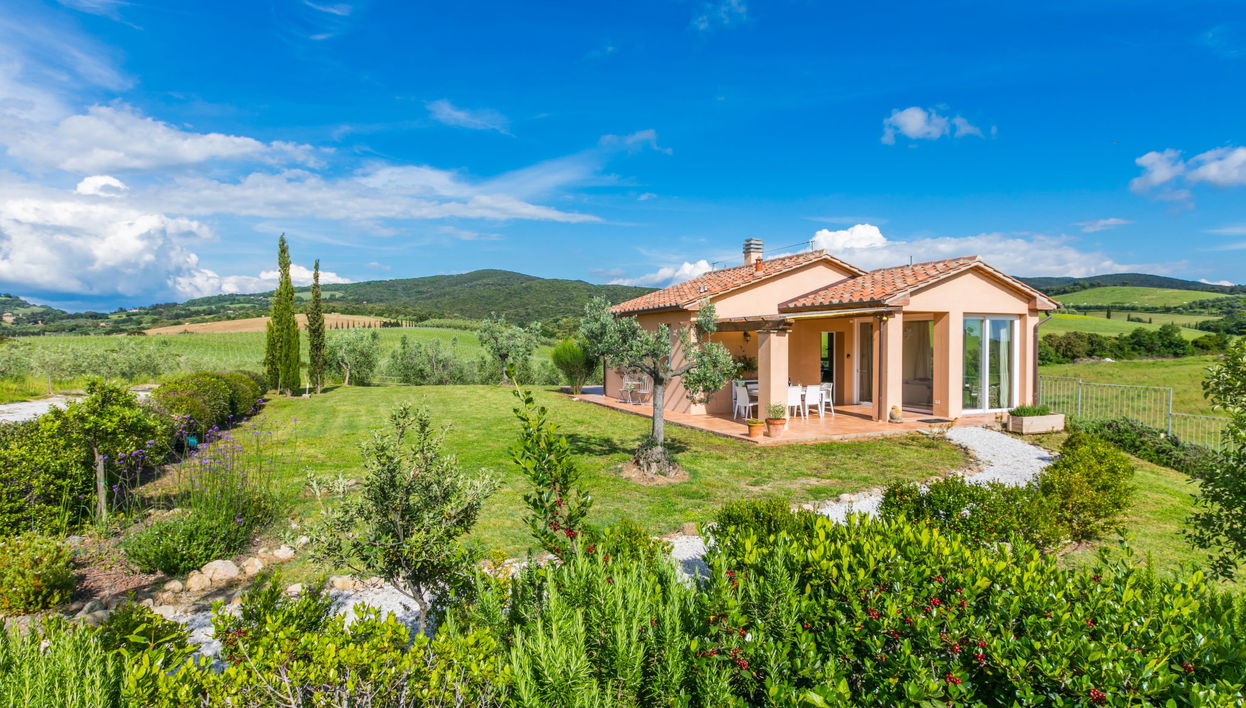 Maison de 4 chambres à Bibbona avec piscine privée et jardin - Photo 1