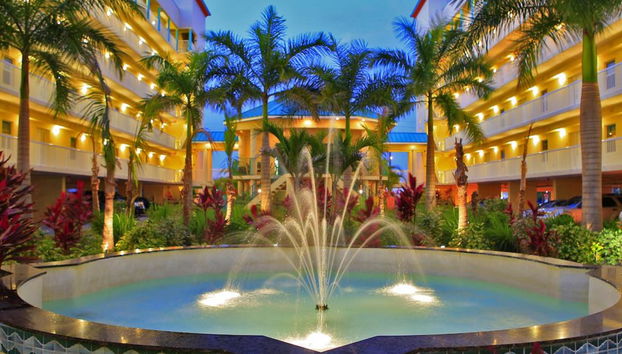 Sunset Vistas Beachfront Suites - Foto 3