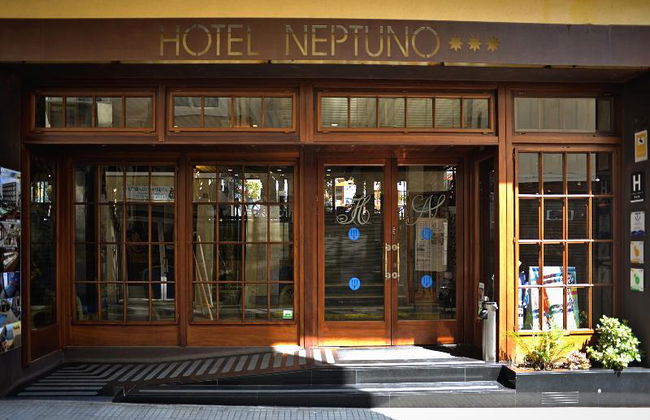 Apartamentos Neptuno Calella - Foto 1
