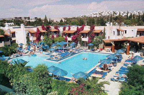 Foto 1 - Summer Garden Suites&Beach Hotel