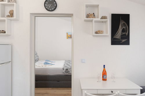 Foto 9 - Appartamento con 1 camera da letto a Obrovac con terrazza