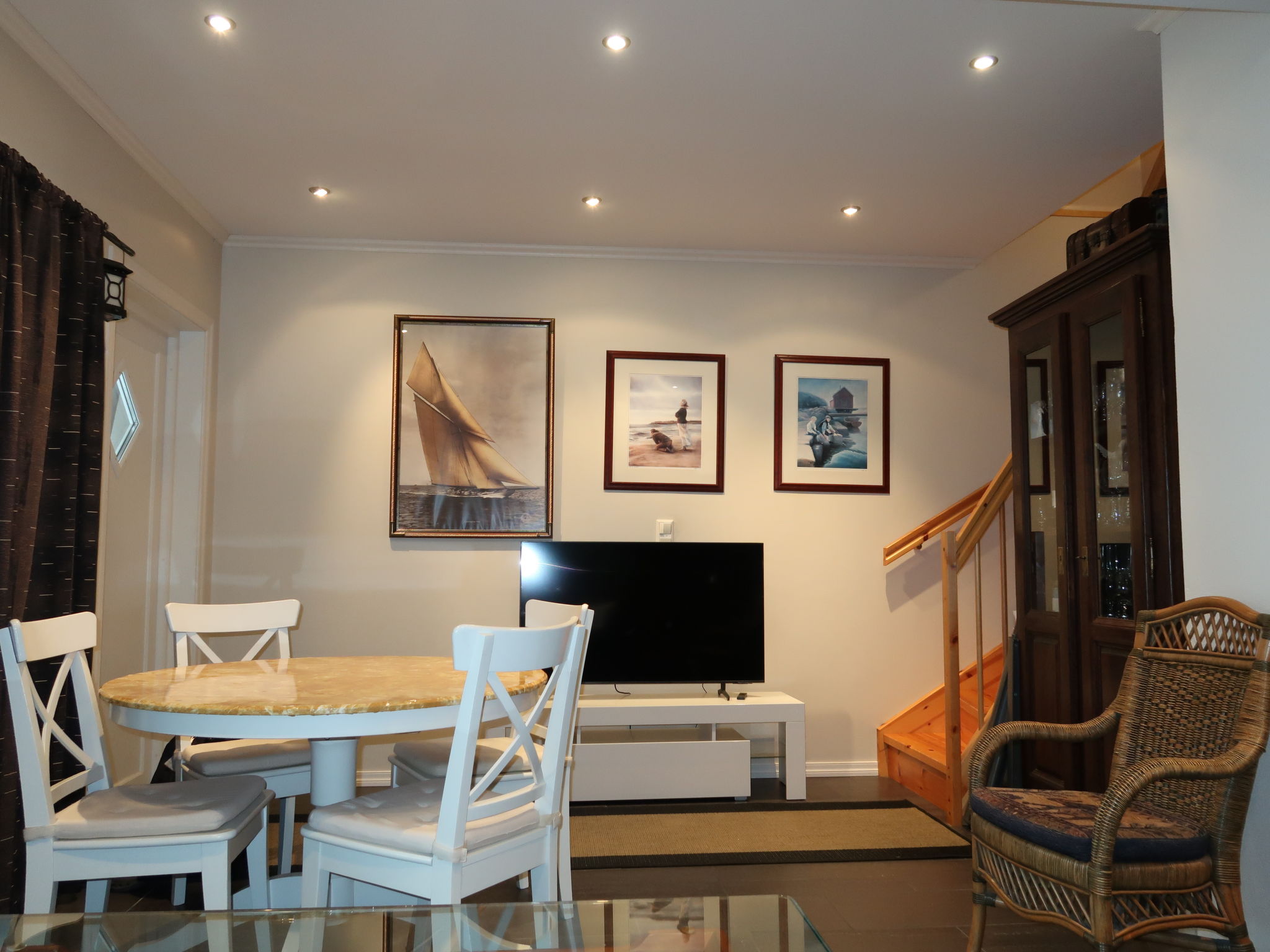 Foto 4 - Appartamento con 2 camere da letto a Tysnes con terrazza e vasca idromassaggio