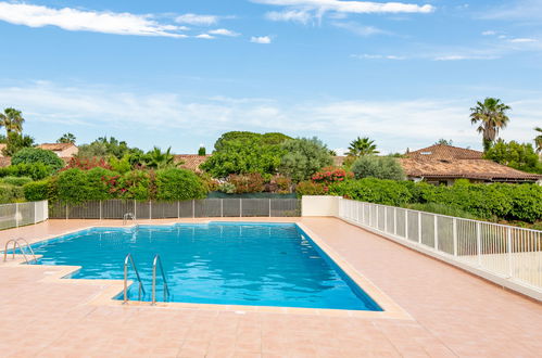 Foto 40 - Casa con 2 camere da letto a Roquebrune-sur-Argens con piscina e giardino