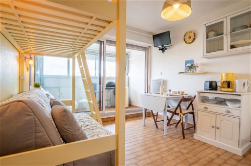 Foto 7 - Apartamento en Le Grau-du-Roi con vistas al mar