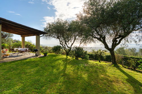 Photo 22 - 2 bedroom House in Camaiore with private pool and garden