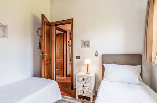 Photo 15 - 2 bedroom House in Camaiore with private pool and garden