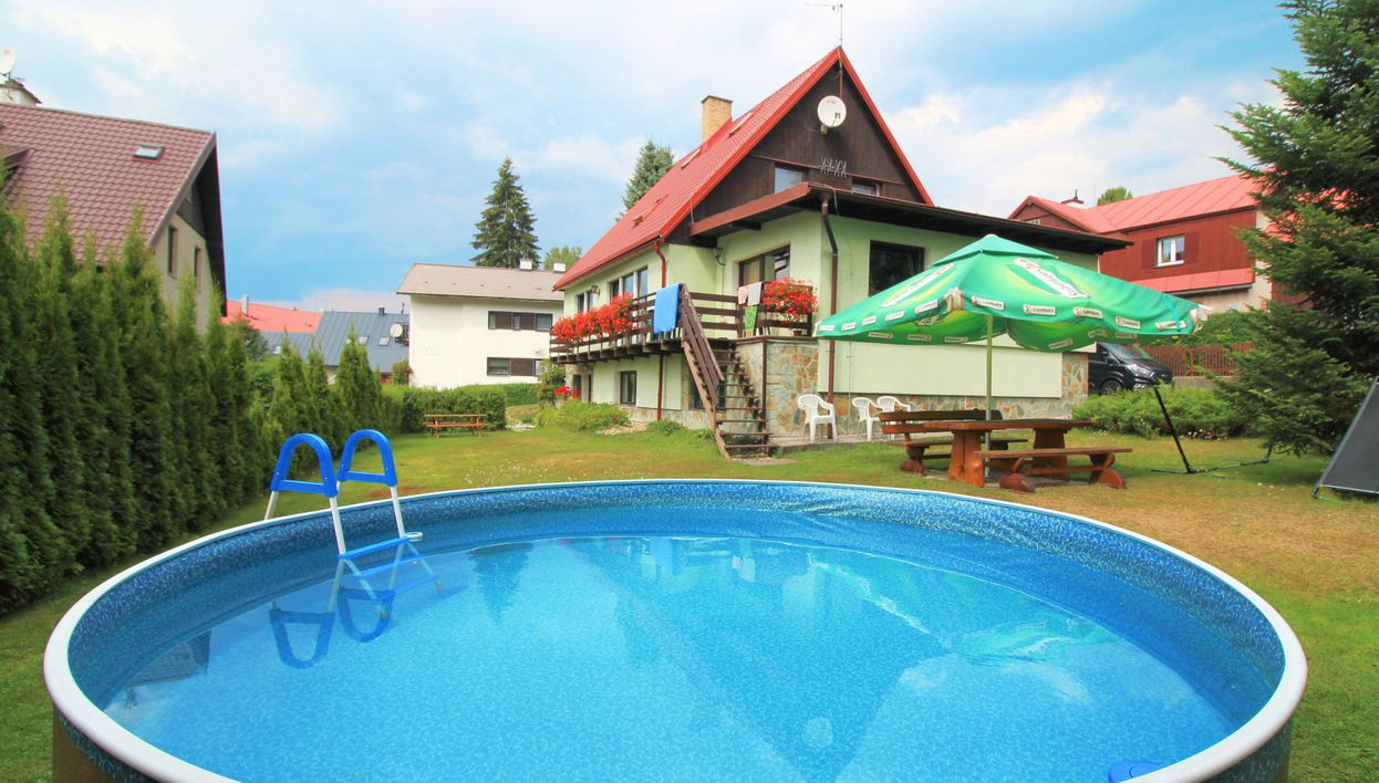 Apartment mit 2 Schlafzimmern in Harrachov mit schwimmbad und garten - Foto 1