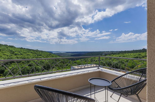 Foto 45 - Casa con 7 camere da letto a Brtonigla con piscina privata e vista mare