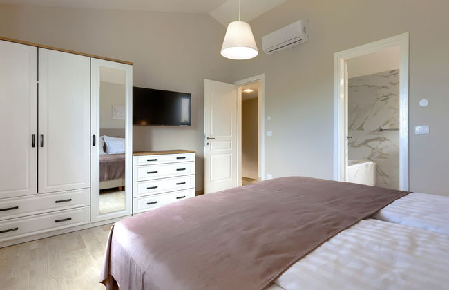 Casa de 9 quartos em Brtonigla com piscina privada e jardim - Foto 40