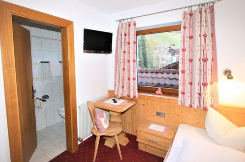 Foto 10 - Apartamento de 4 quartos em Neustift im Stubaital com vista para a montanha