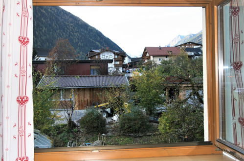 Foto 25 - Apartment mit 4 Schlafzimmern in Neustift im Stubaital mit blick auf die berge