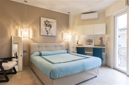 Foto 5 - Apartment mit 2 Schlafzimmern in Sanremo mit blick aufs meer