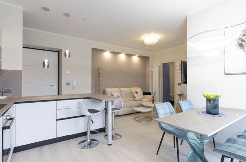 Foto 10 - Appartamento con 2 camere da letto a Sanremo con vista mare