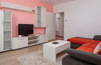 Photo 2 - Brasov Holiday Aparments - Coral