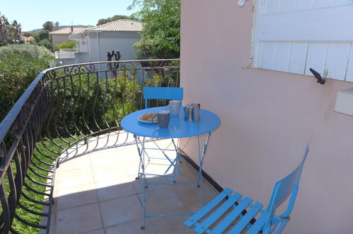 Photo 28 - Appartement de 2 chambres à Fréjus avec jardin et terrasse