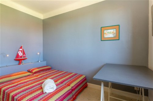 Photo 17 - Appartement de 2 chambres à Fréjus avec terrasse et vues à la mer