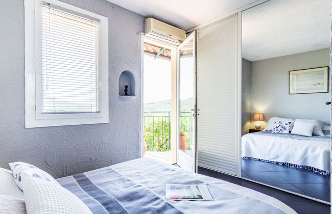 Apartamento de 2 quartos em Grimaud com piscina e terraço - Foto 10