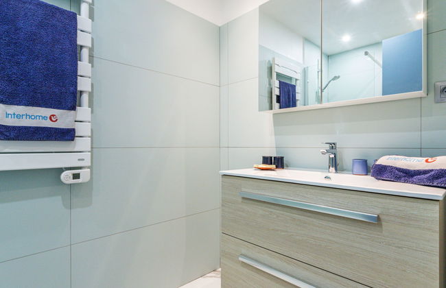 Apartamento de 2 quartos em Grimaud com piscina e terraço - Foto 12