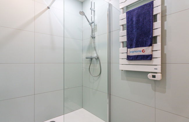 Apartamento de 2 quartos em Grimaud com piscina e terraço - Foto 13