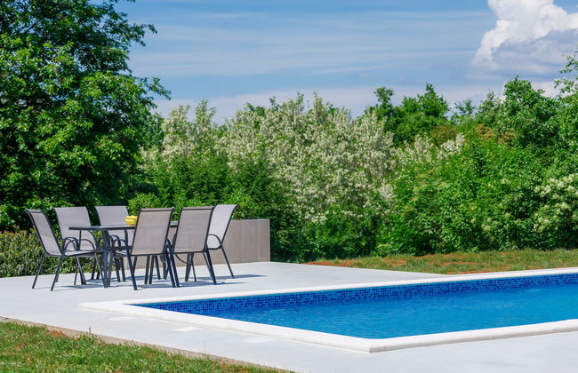 Apartamento de 3 quartos em Žminj com piscina privada e jardim - Foto 26
