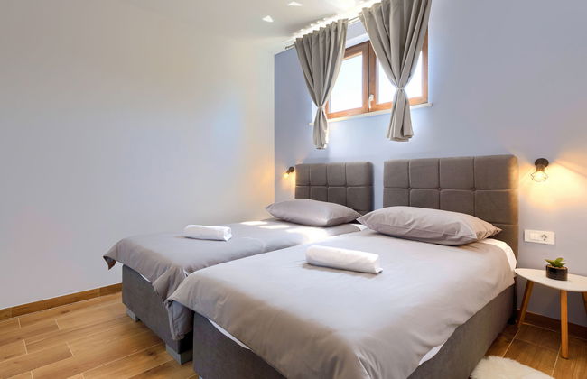 Apartamento de 3 quartos em Žminj com piscina privada e jardim - Foto 18