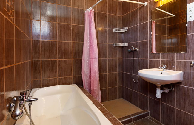 Casa de 5 quartos em Balatonfenyves com jardim e terraço - Foto 11