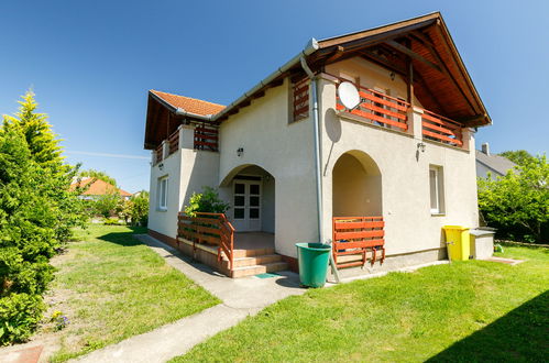 Foto 20 - Casa de 5 habitaciones en Balatonfenyves con jardín y terraza