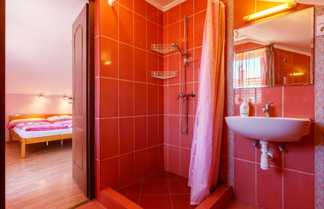 Casa de 5 quartos em Balatonfenyves com jardim e terraço - Foto 7