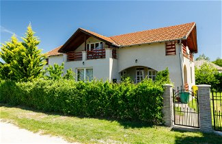 Photo 1 - Maison de 5 chambres à Balatonfenyves avec jardin et terrasse