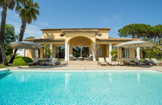 Foto 1 - Casa con 4 camere da letto a Grimaud con piscina privata e vista mare