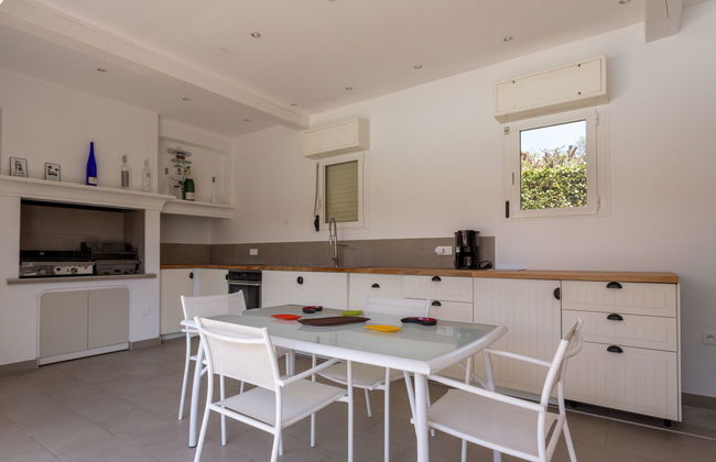 Casa de 5 quartos em Grimaud com piscina privada e jardim - Foto 19