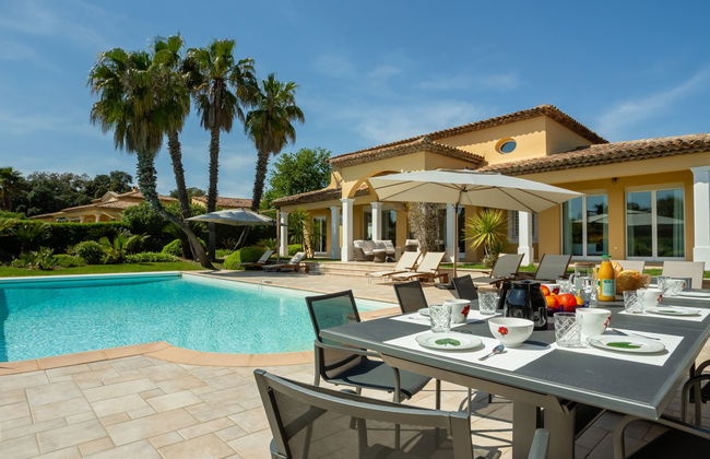 Casa de 5 quartos em Grimaud com piscina privada e jardim - Foto 21