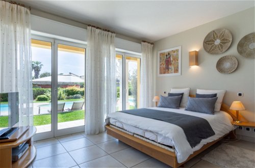 Foto 3 - Casa con 4 camere da letto a Grimaud con piscina privata e vista mare