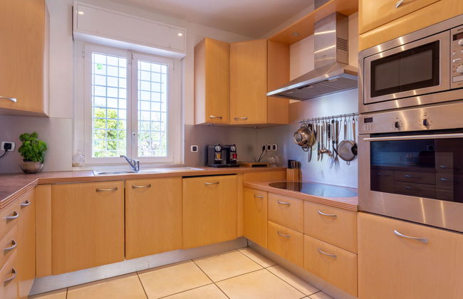 Casa de 5 quartos em Grimaud com piscina privada e jardim - Foto 8