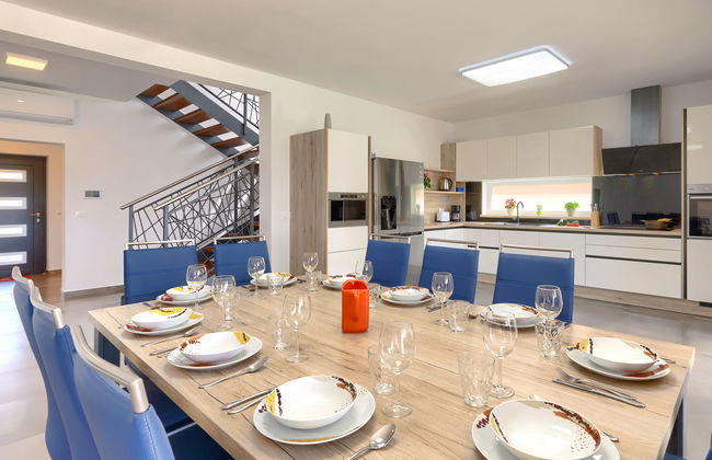 Casa de 5 quartos em Ližnjan com piscina privada e jardim - Foto 13