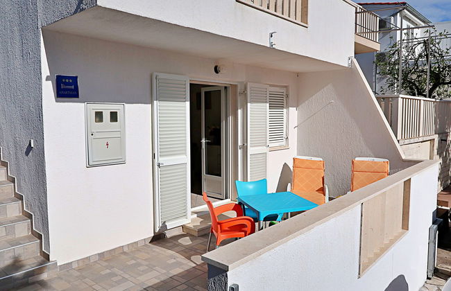 Apartamento de 2 quartos em Rogoznica com terraço - Foto 16