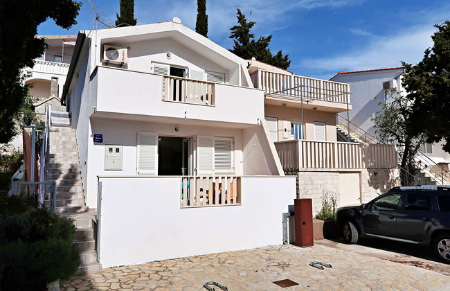 Apartamento de 2 quartos em Rogoznica com terraço - Foto 7