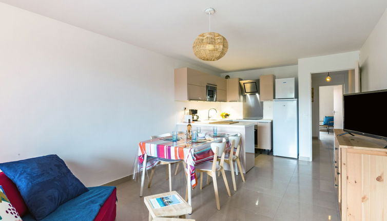 Photo 1 - 2 bedroom Apartment in Fréjus with garden and terrace