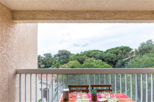 Foto 14 - Apartamento de 2 habitaciones en Fréjus con jardín y vistas al mar