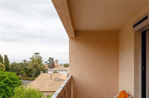 Foto 17 - Apartamento de 2 quartos em Fréjus com jardim e vistas do mar