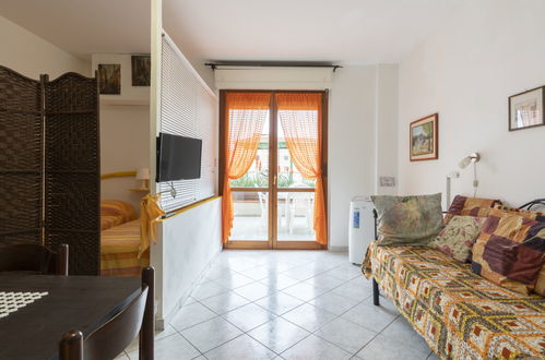 Foto 5 - Apartamento em Riva Ligure com vistas do mar