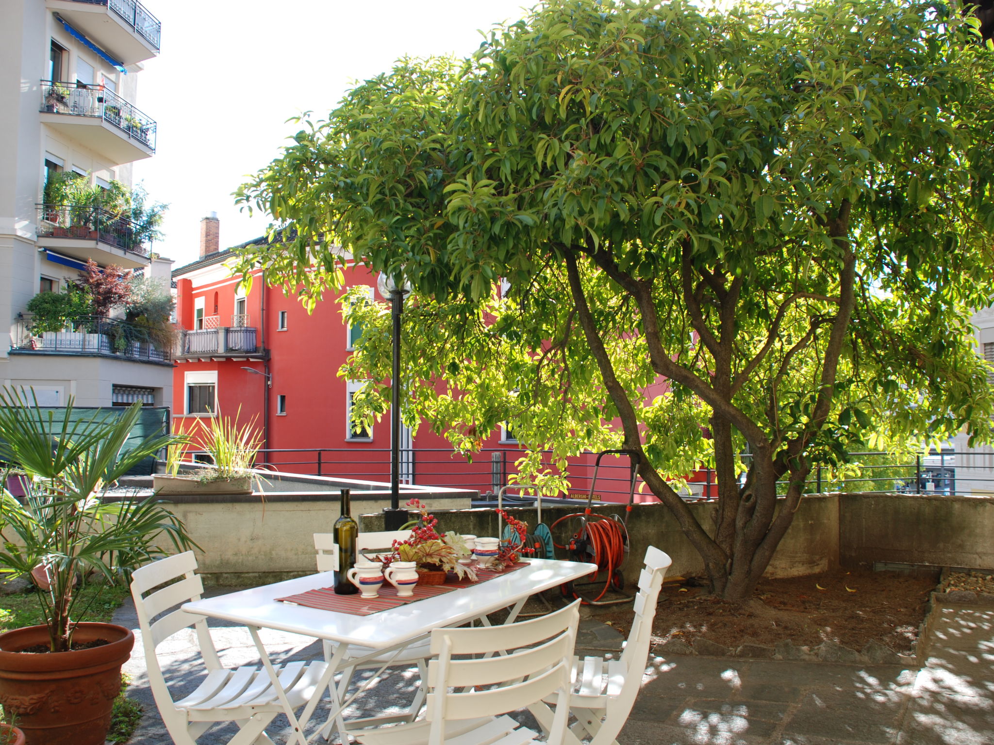 Photo 18 - Appartement de 3 chambres à Muralto avec terrasse et vues sur la montagne