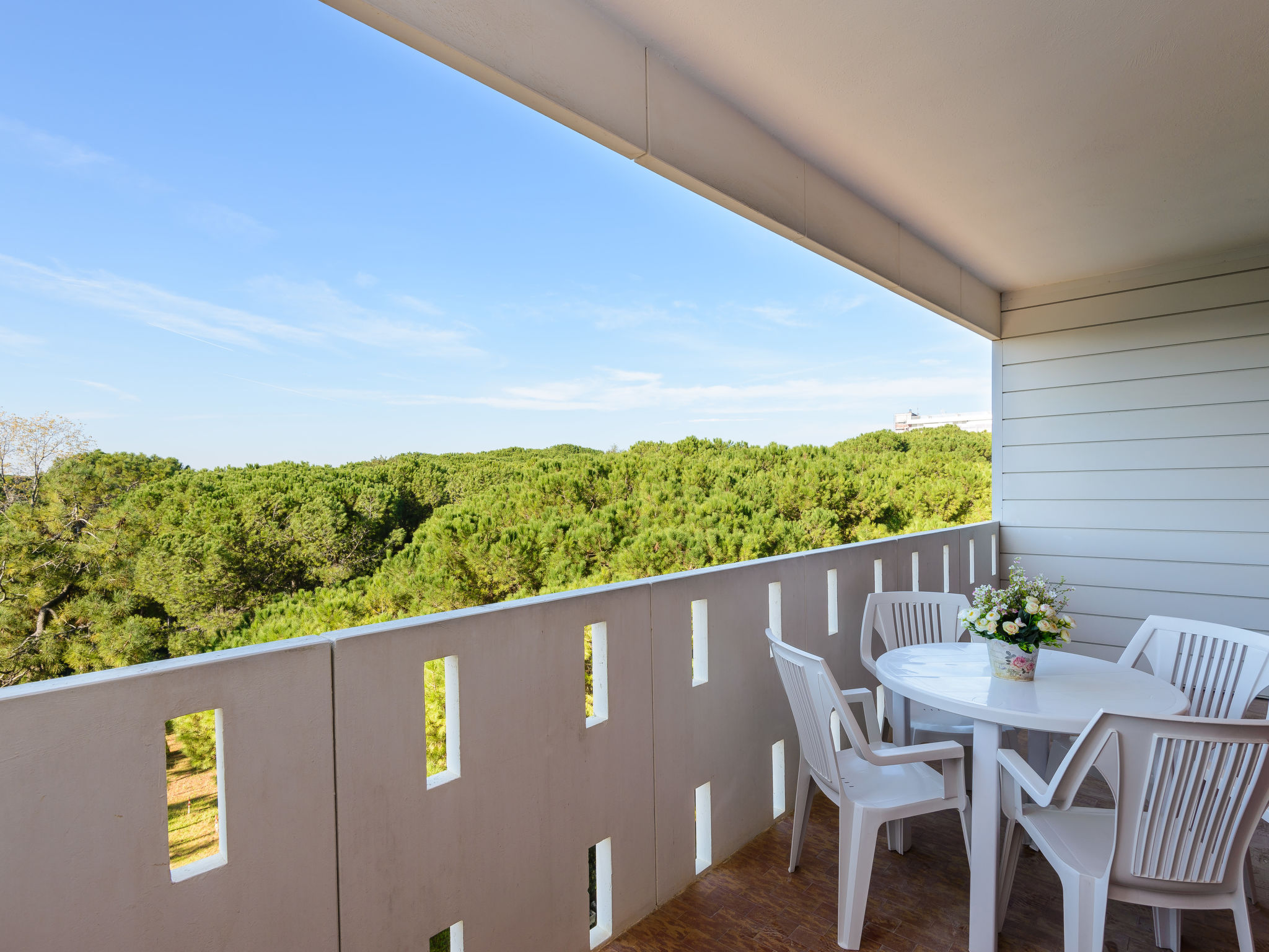 Foto 3 - Apartamento de 1 habitación en Lignano Sabbiadoro con vistas al mar