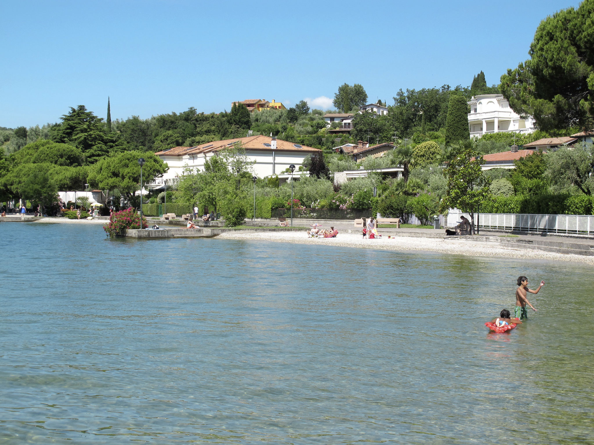 Foto 43 - Casa de 7 habitaciones en San Felice del Benaco con piscina privada y jardín