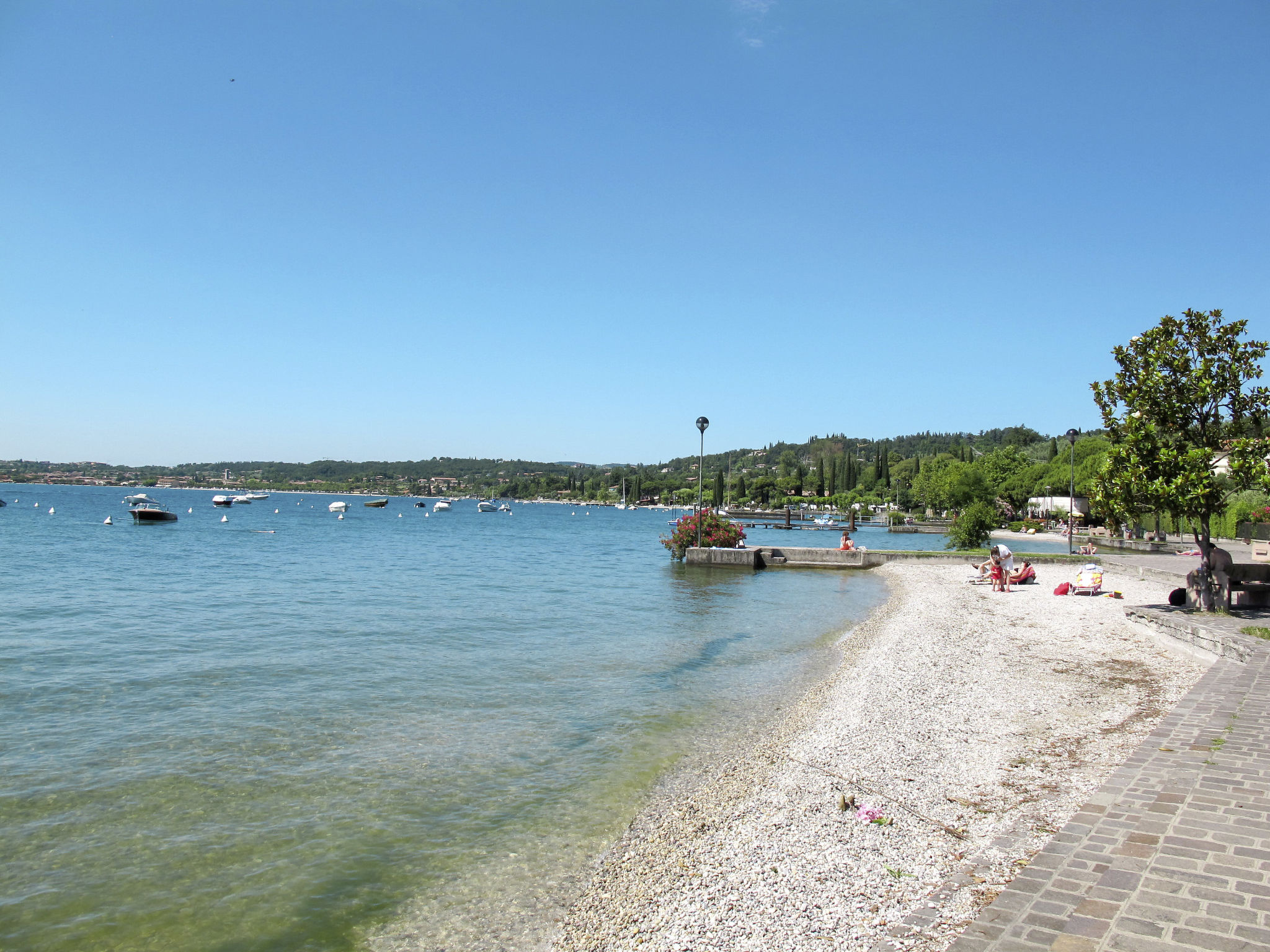 Foto 42 - Haus mit 7 Schlafzimmern in San Felice del Benaco mit privater pool und garten