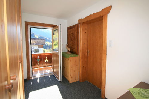 Foto 13 - Appartamento con 2 camere da letto a Hart im Zillertal con vista sulle montagne