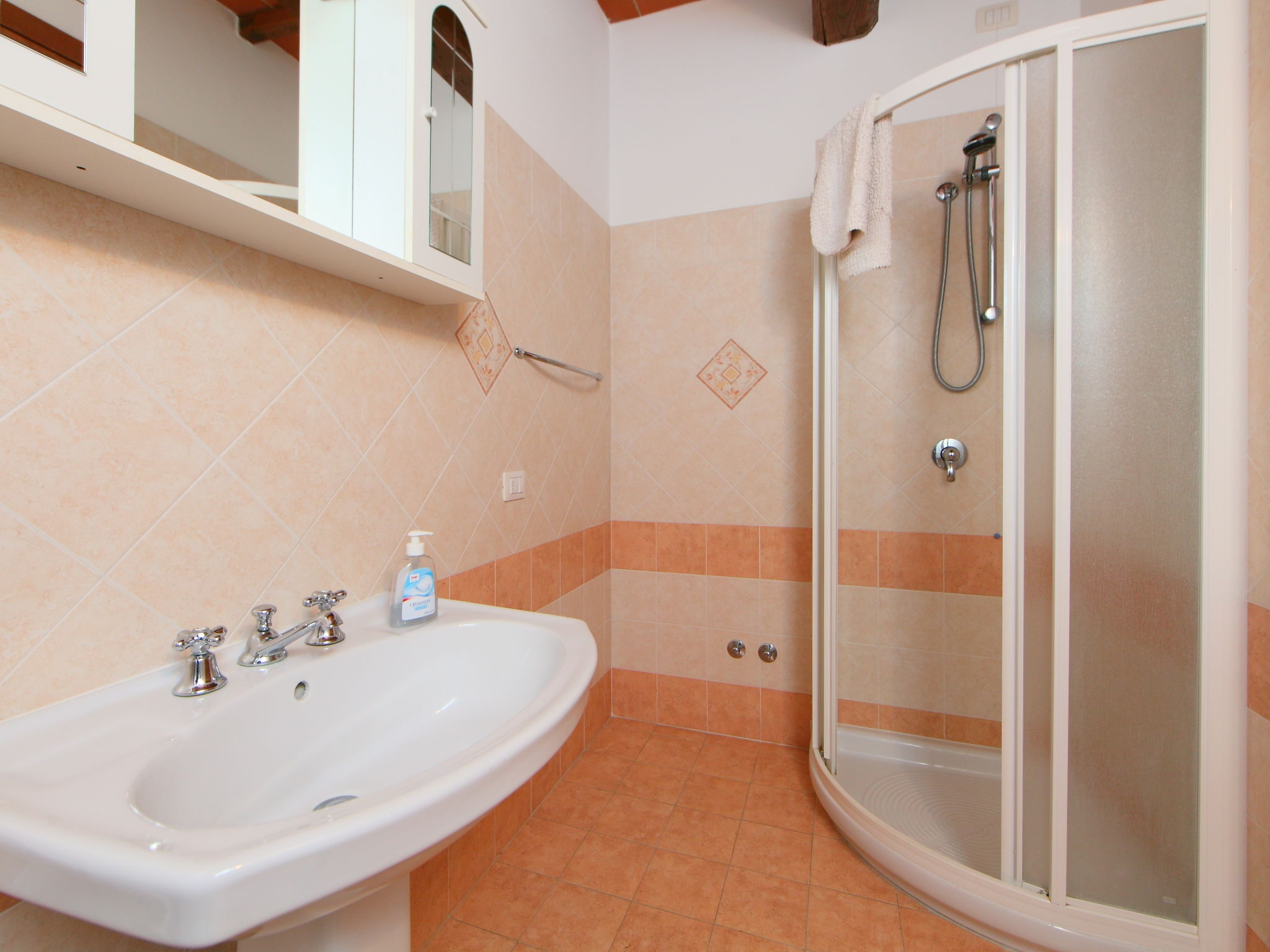 Photo 19 - 2 bedroom Apartment in Castiglione del Lago with swimming pool and mountain view