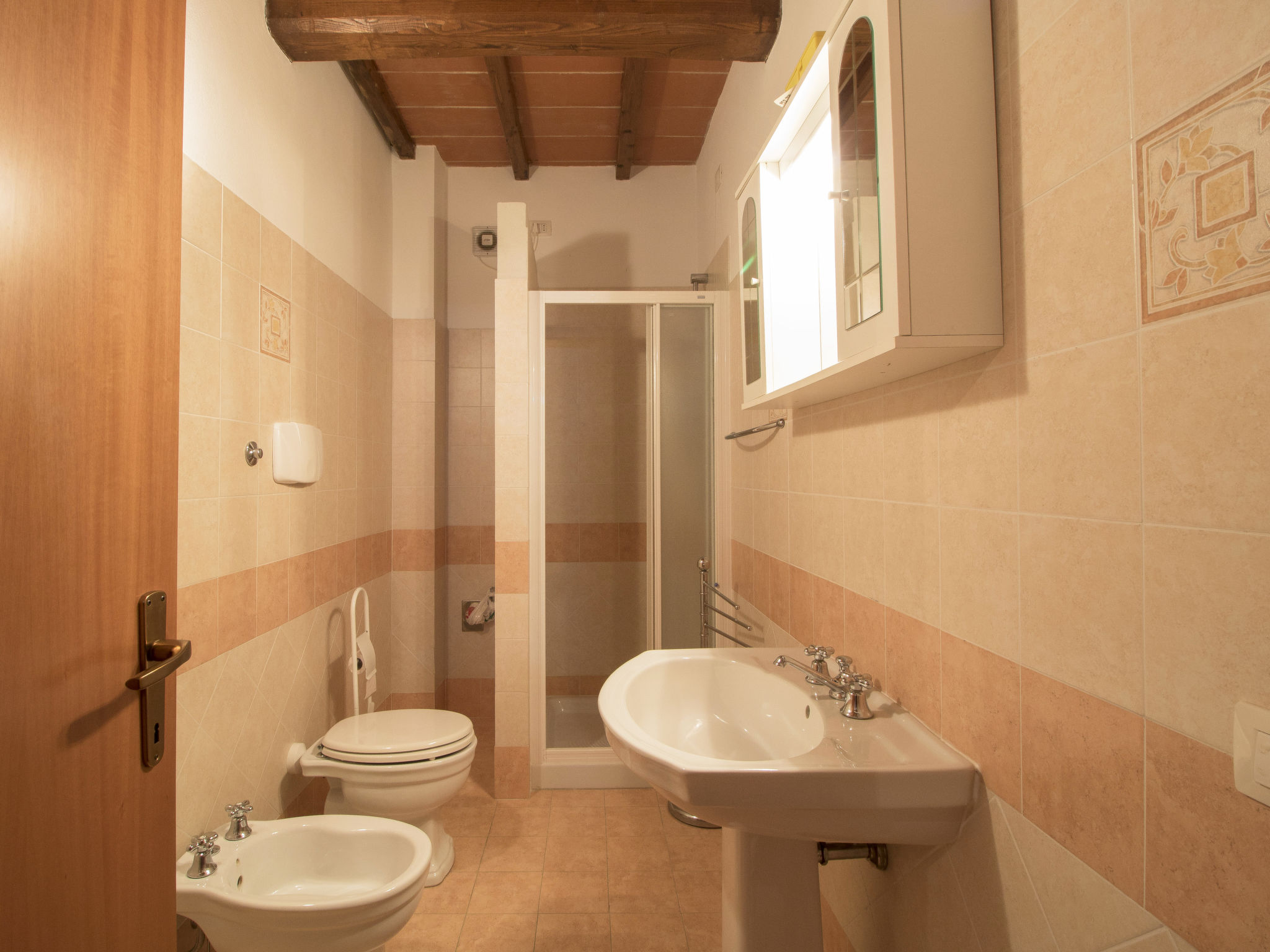 Photo 20 - 2 bedroom Apartment in Castiglione del Lago with swimming pool and garden